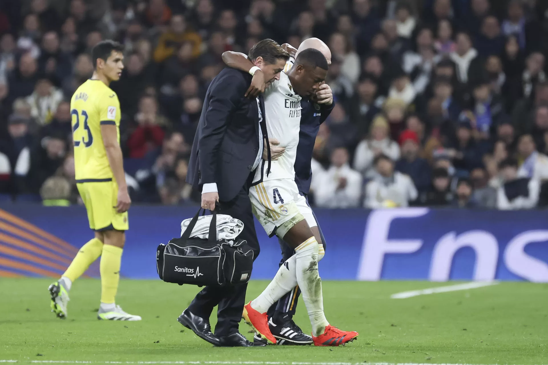 alt Alaba será operado este martes de su lesión de rodilla; podría perderse la Eurocopa