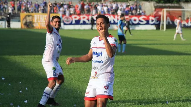 alt Argentino, colombiano y brasileño, comandan el resurgimiento de CD Firpo