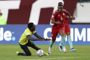 alt Ecuador golea a Colombia y Bolivia le daña la fiesta inaugural al local