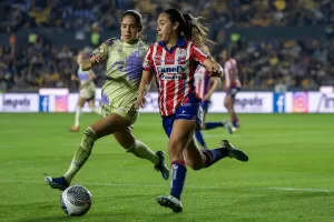 alt Con Jenni Hermoso como testigo, las campeonas Tigres debutan con victoria sobre San Luis