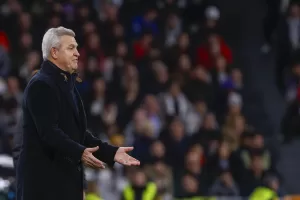 ALT El Celta busca oxígeno en el reformado Son Moix ante el Mallorca del mexicano Aguirre