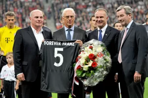 alt Rummenigge propone que el Allianz Arena albergue un homenaje fúnebre a Beckenbauer