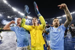 alt 1-0. El Lazio deja a Mourinho sin Copa