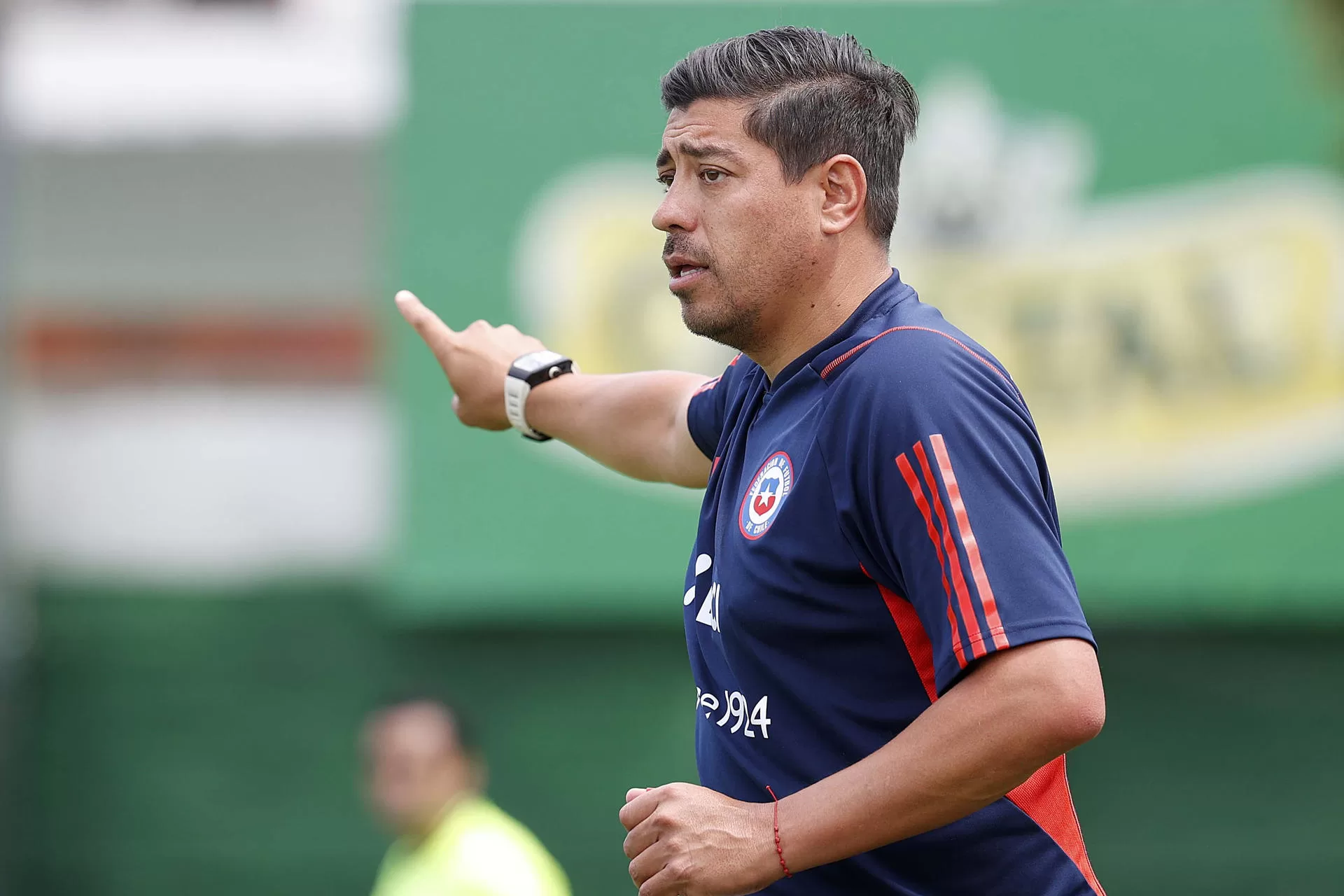 Chile ensaya la renovación de su talento sin dejar de soñar con París