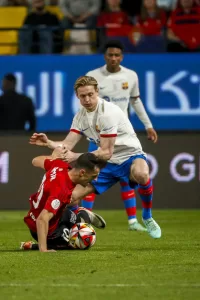 alt De Jong: "Una final contra el Madrid es muy bonita"