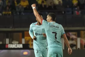 alt 1-2. Gündogan, de penalti, firma una remontada agónica