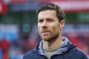 ALT La Bundesliga regresa con el duelo a distancia entre el Bayern y el Leverkusen