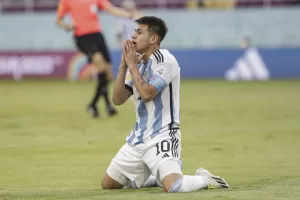 alt El Manchester City ficha al argentino Echeverri por 14 millones