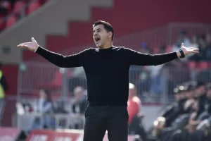 alt 0-0. Al Almería le falta el gol para lograr su primera victoria ante el líder