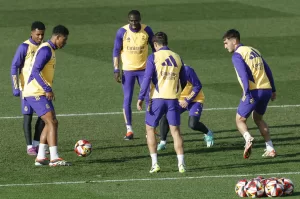 ALT Kroos y Tchouaméni descansan; Mendy regresa al grupo