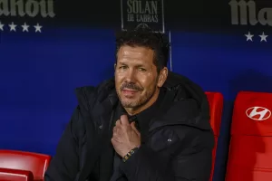 alt Simeone pide "equilibrar " las salidas "y lo que el club y el equipo necesitan"