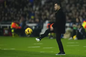 alt Derrumbe del Barcelona, adiós programado del español Xavi