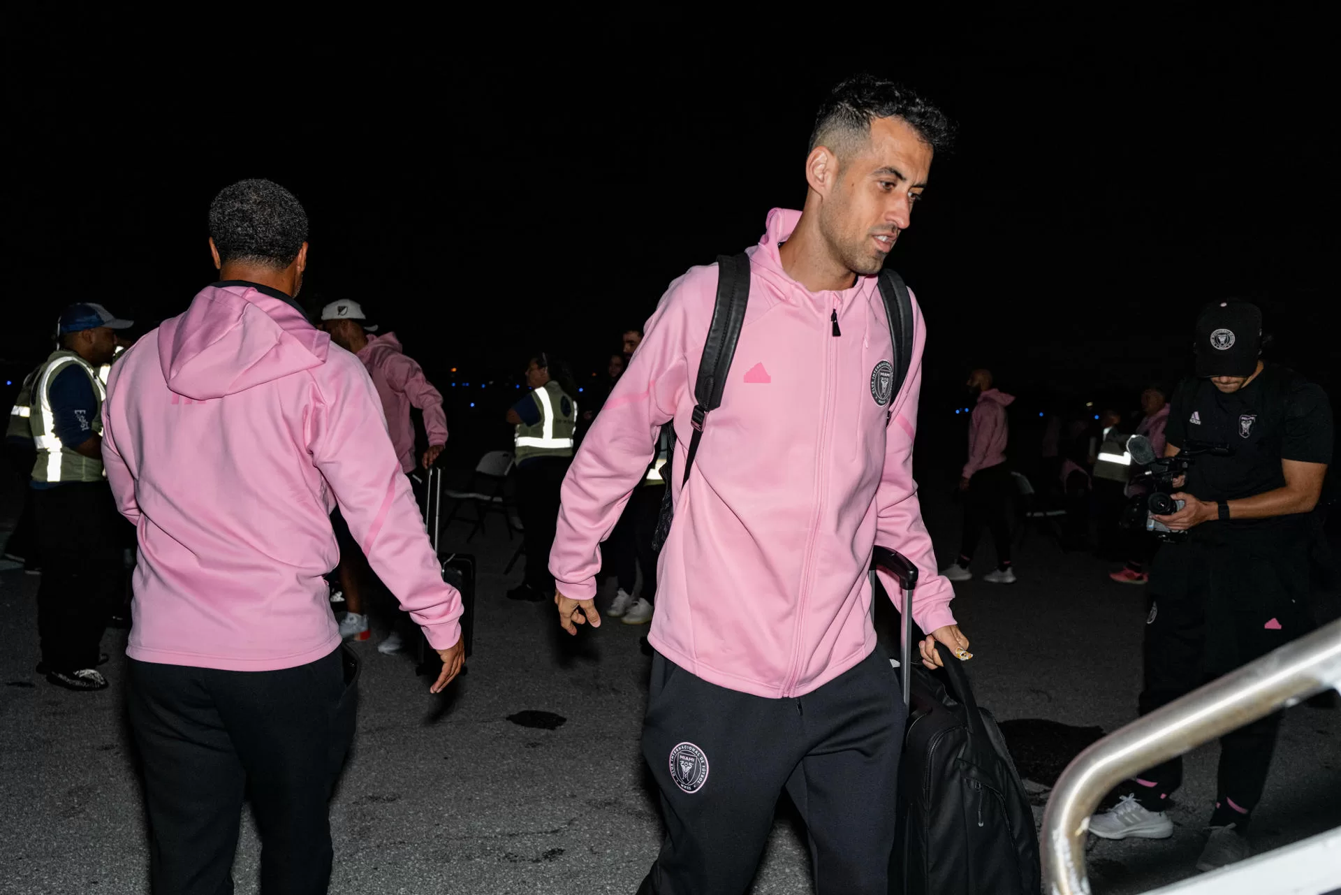 Fotografía cedida por el Inter Miami del jugador Sergio Busquets llegando a Riad (Arabia Saudí). EFE/ Inter Miami