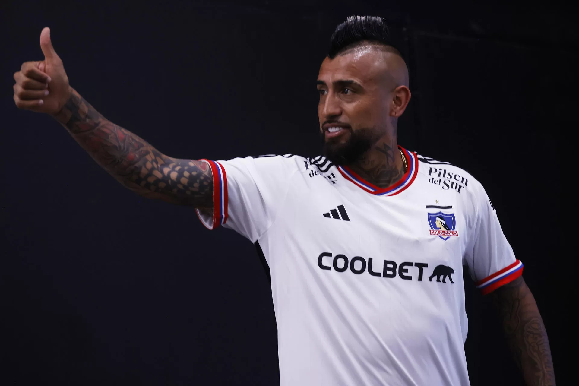 alt Vidal se alista para su debut con Colo Colo durante un triangular amistoso en Valparaíso