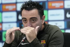 alt Xavi admite que le queda "menos que más" como entrenador del Barça