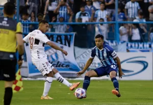 alt Deportivo Riestra hace historia y gana su primer partido en la Primera División argentina