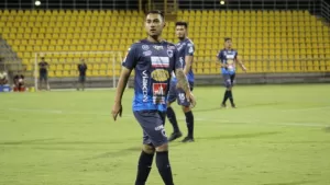 alt Mexicanos, no salen del sótano en Costa Rica