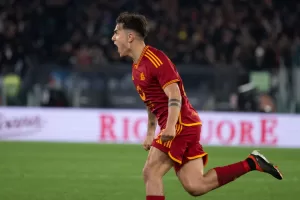 alt 3-2. Dybala se exhibe con un triplete y hace soñar al Roma con la 'Champions'