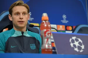 alt De Jong, a la prensa: "Inventáis cosas que no son y no os da vergüenza