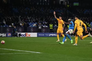 alt 1-1. El Barcelona revive al Nápoles