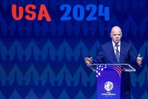 alt Infantino destaca en EE.UU. el compromiso de la FIFA en proteger la salud de los futbolistas