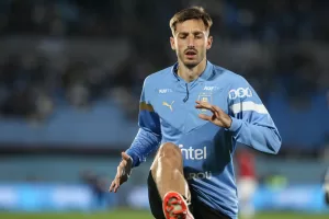 alt Matías Viña dice que fichar por el Flamengo es "lo mejor" para él y su familia