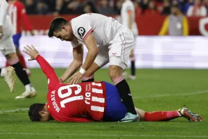 alt "Traumatismo con torsión de rodilla" de Morata; Simeone confía que "sea lo menos posible"
