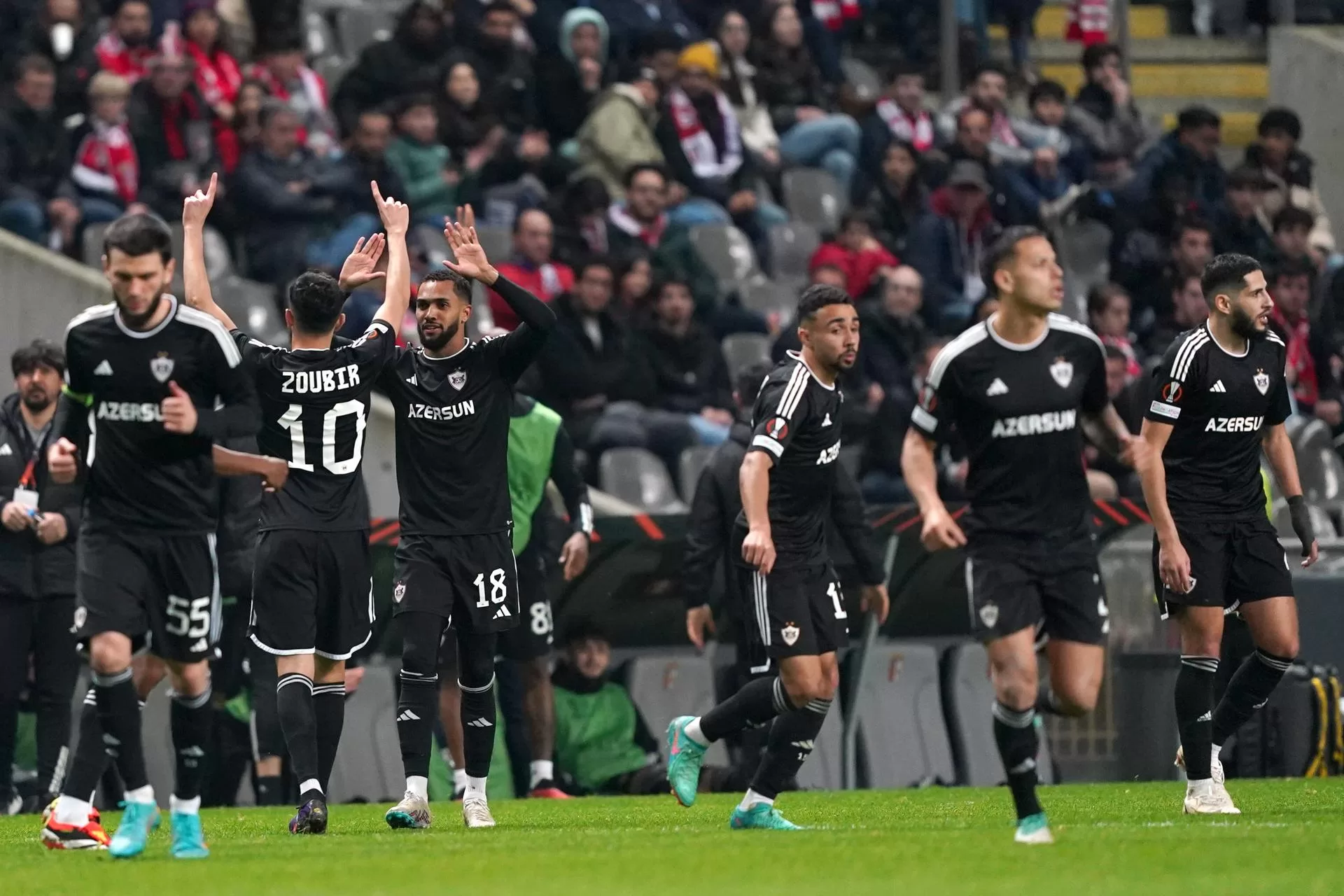 El colombiano Camilo Duran acerca al Qarabag a los Playoffs