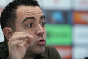 alt Xavi: "Los árbitros van condicionados"