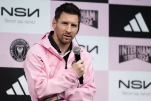 alt Messi califica al Vissel Kobe de "grandísimo equipo" y afirma que lo seguía por Iniesta