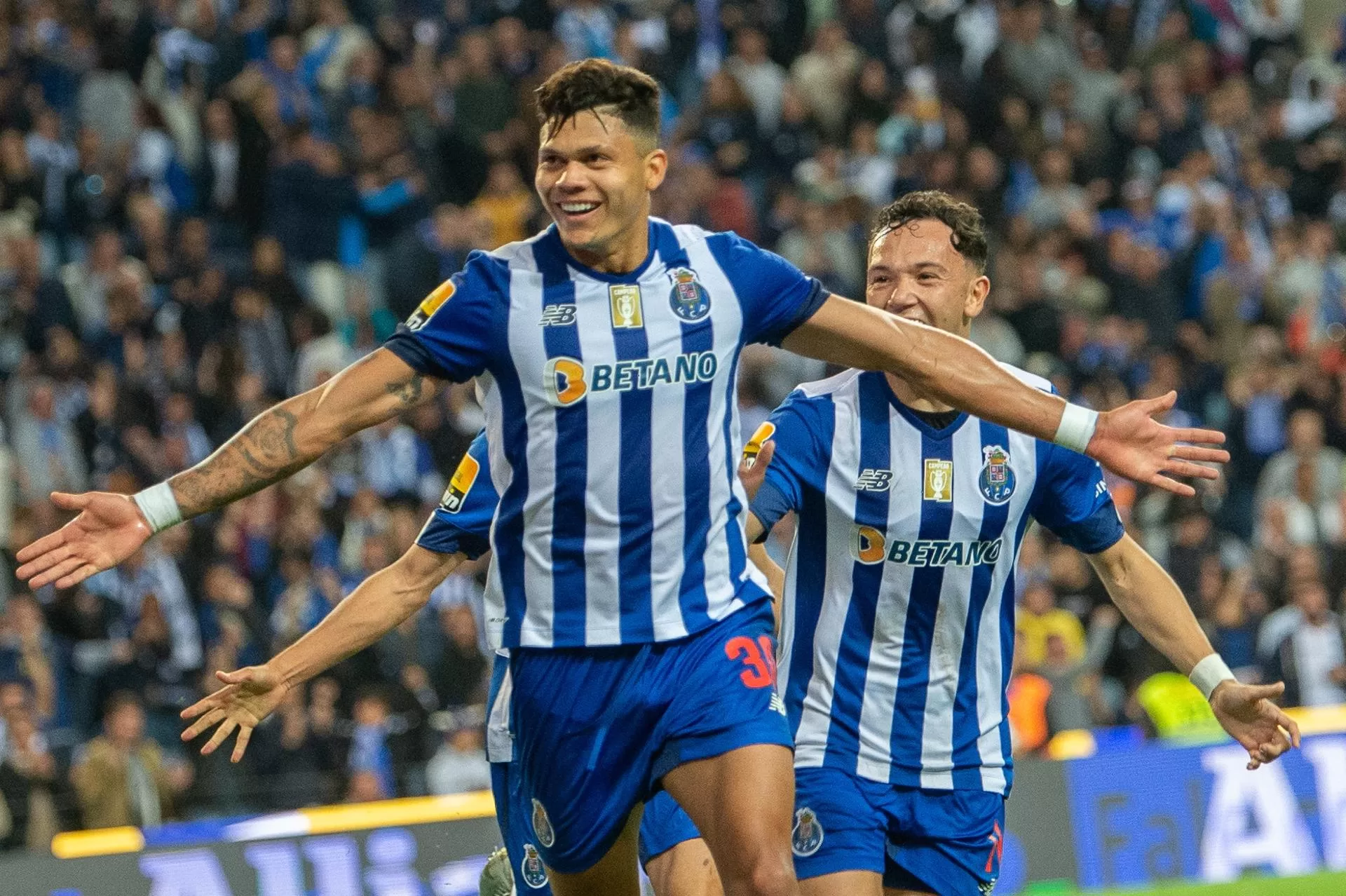 Imagen de archivo del brasileño Evanilson celebrando un gol con el Oporto. EFE/EPA/RUI FARINHA 