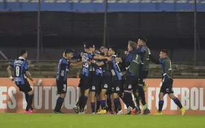 alt Liverpool elimina a Nacional de la Copa de fútbol de Uruguay y volverá a enfrentarse a Peñarol