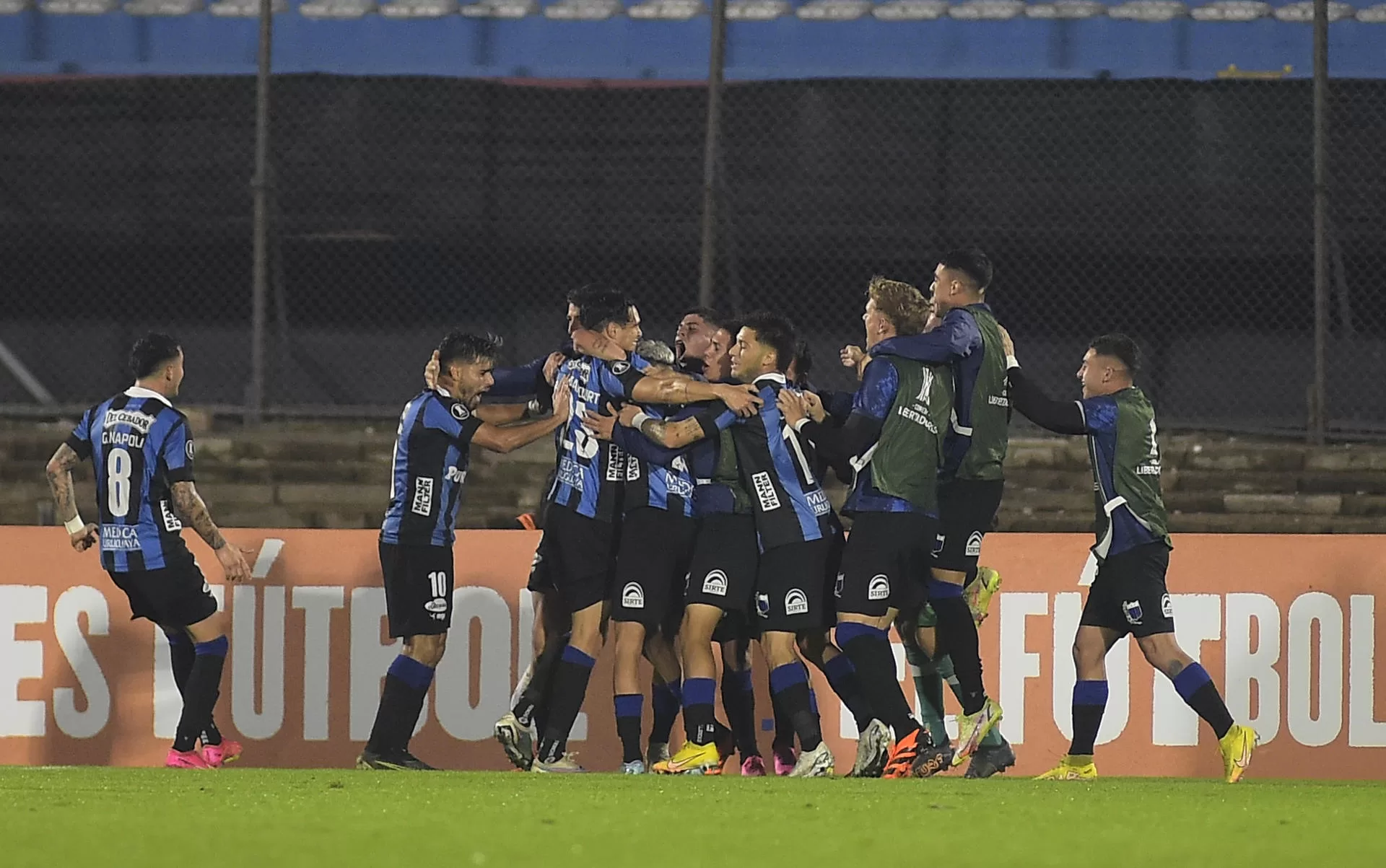 alt Liverpool elimina a Nacional de la Copa de fútbol de Uruguay y volverá a enfrentarse a Peñarol