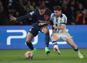 alt Mbappé: "Todavía nos queda trabajo para llegar a cuartos"