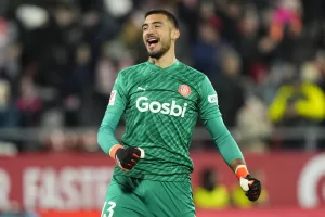 alt El portero argentino Paulo Gazzaniga renueva con el Girona hasta 2027