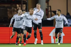 alt 3-2. El Legia reacciona y sostiene la eliminatoria