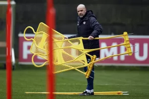 alt El Dortmund llega a Eidhoven con el objetivo de recuperar su mejor versión