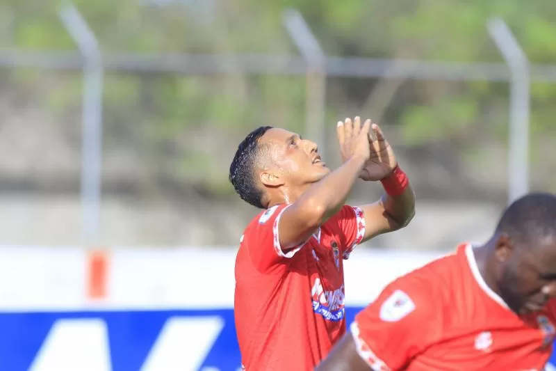 alt Argentino Gabriel Tellas encarrila al Vida en triunfo 2-0 ante Universidad Pedagógica