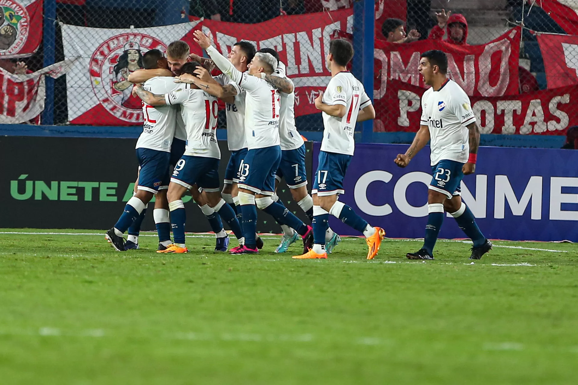 alt Panameño, paraguayo y argentinos protagonistas en clásico Nacional-Peñarol