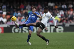 alt Mosquera entra desde sub-21 al radar de la absoluta española tras coquetear con Colombia