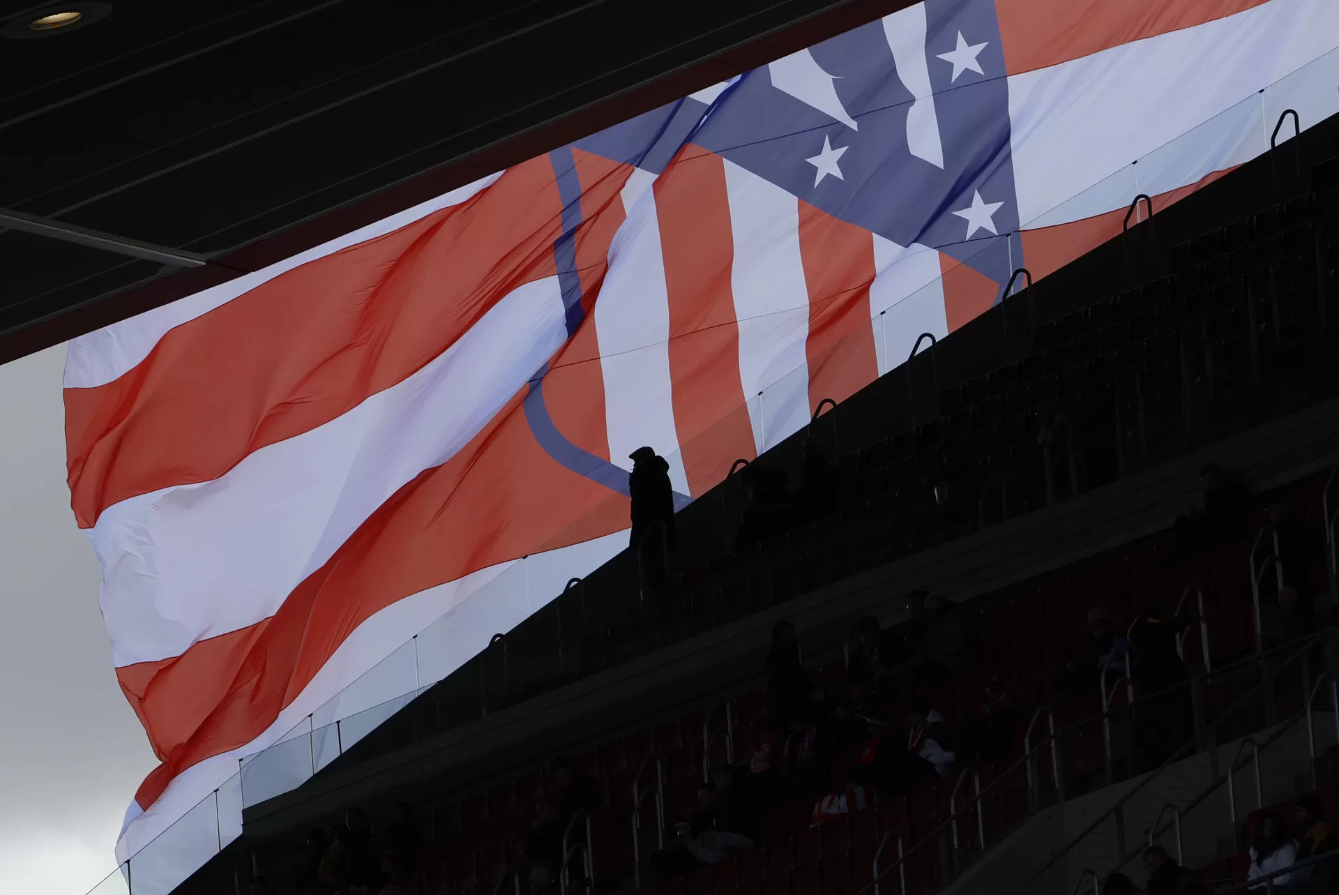 Metropolitano distante