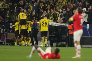 alt 2-0. Sancho y Reus ponen al Dortmund en cuartos