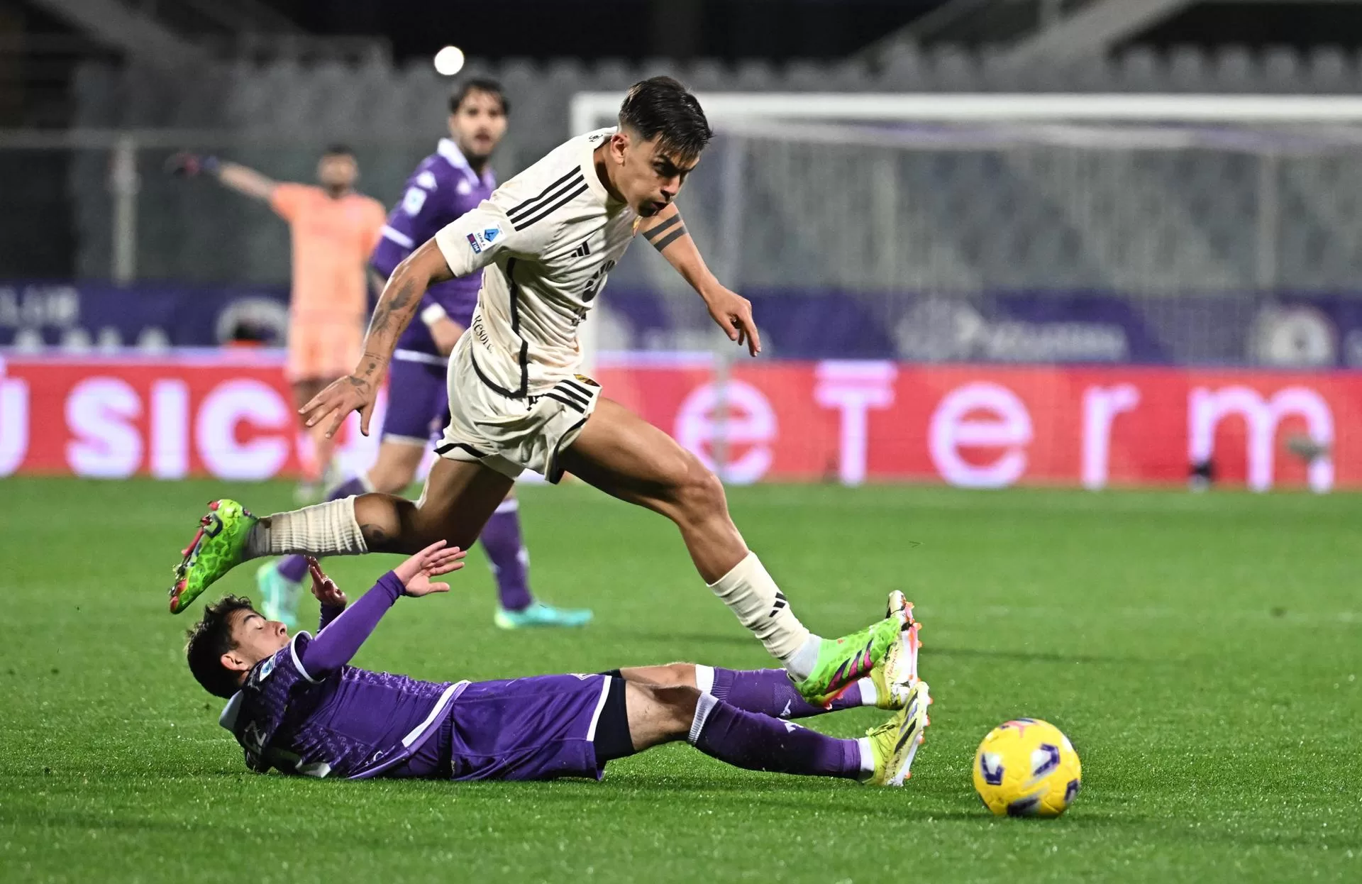 alt Dybala se lesiona y no estará ni ante el Sassuolo ni con Argentina