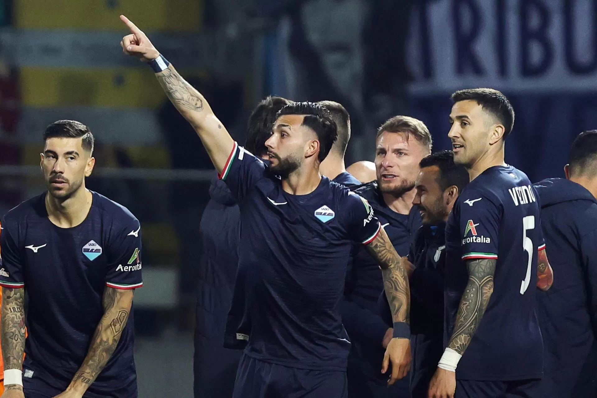 alt 2-3. El 'Taty' Castellanos rescata al Lazio con un doblete