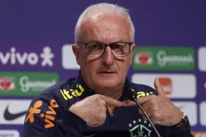 alt Dorival Júnior pide paciencia a la afición brasileña
