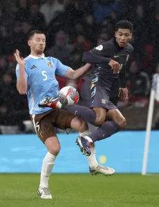 alt 2-2. Bellingham aparece a última hora