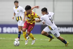 alt Aucas destituye al entrenador argentino Gabriel Pereyra