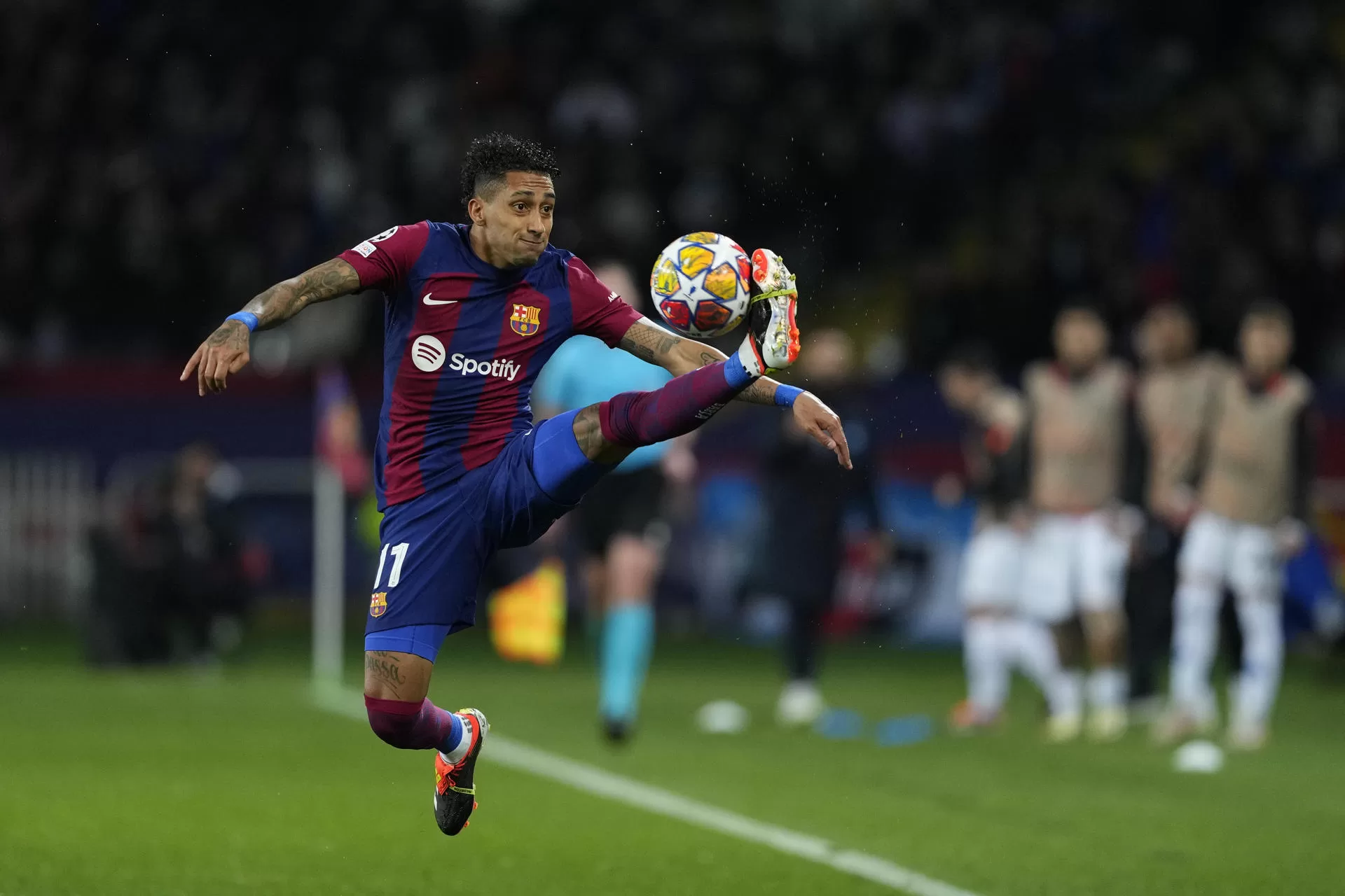El jugador del FC Barcelona Raphinha en foto de archivo de Alejandro García. EFE