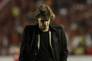 alt Renuncia de Farré deja a Insúa, de San Lorenzo, como el técnico más longevo en Argentina