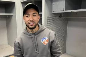 Alt. Argentino Lucho Acosta pasaría de Cincinnati a Estudiantes